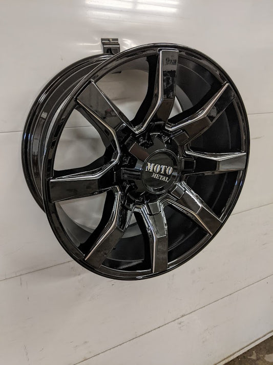 Moto Metal 804 Spider 20x9 8x165 +0