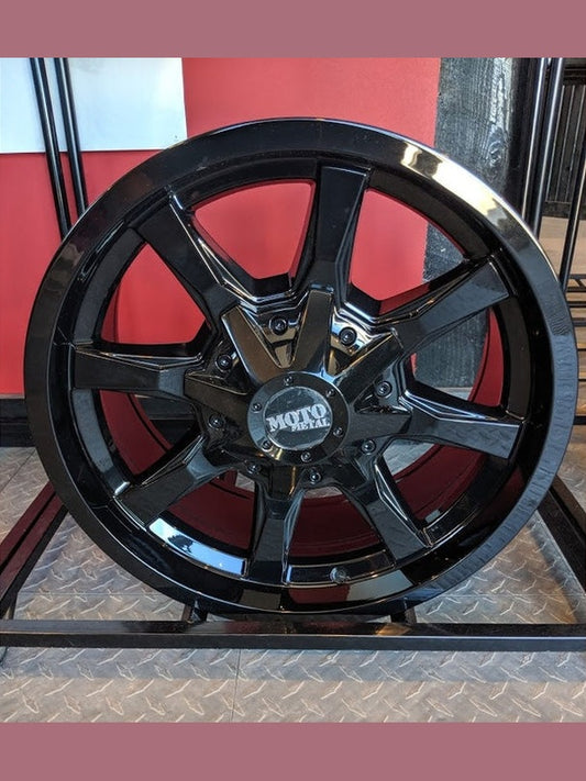 Moto Metal 970 17x8 +0mm 5x139.7/127