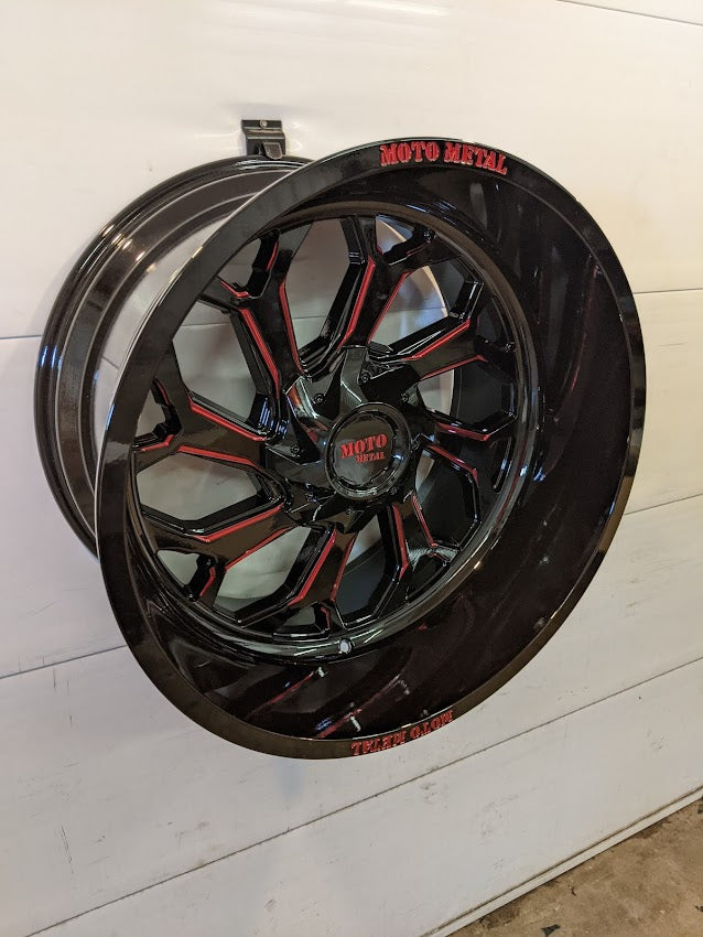 Moto Metal 999 22x12 6x135/139.7 -44