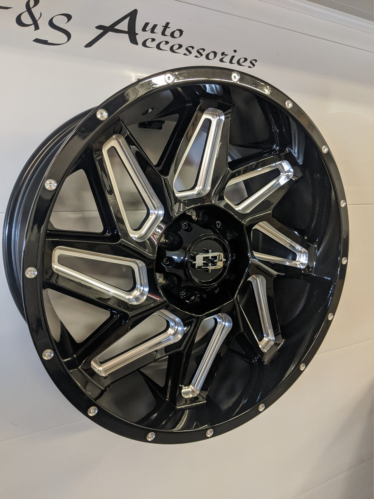Vision Spyder 20x9 6x135 +12